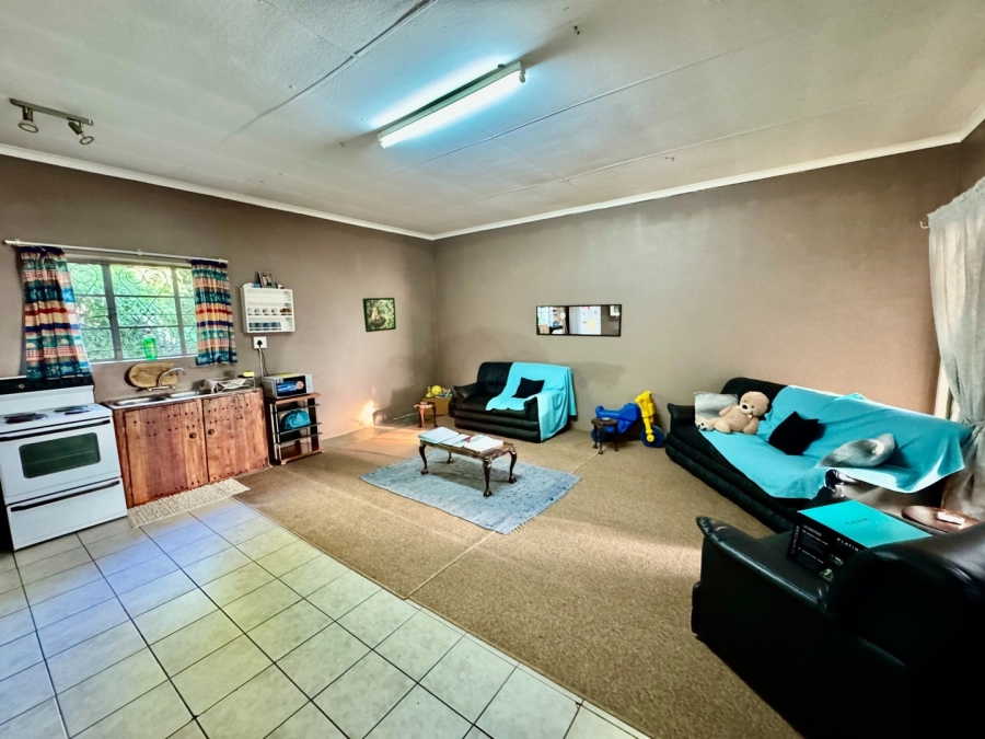 3 Bedroom Property for Sale in Van Der Hoff Park North West